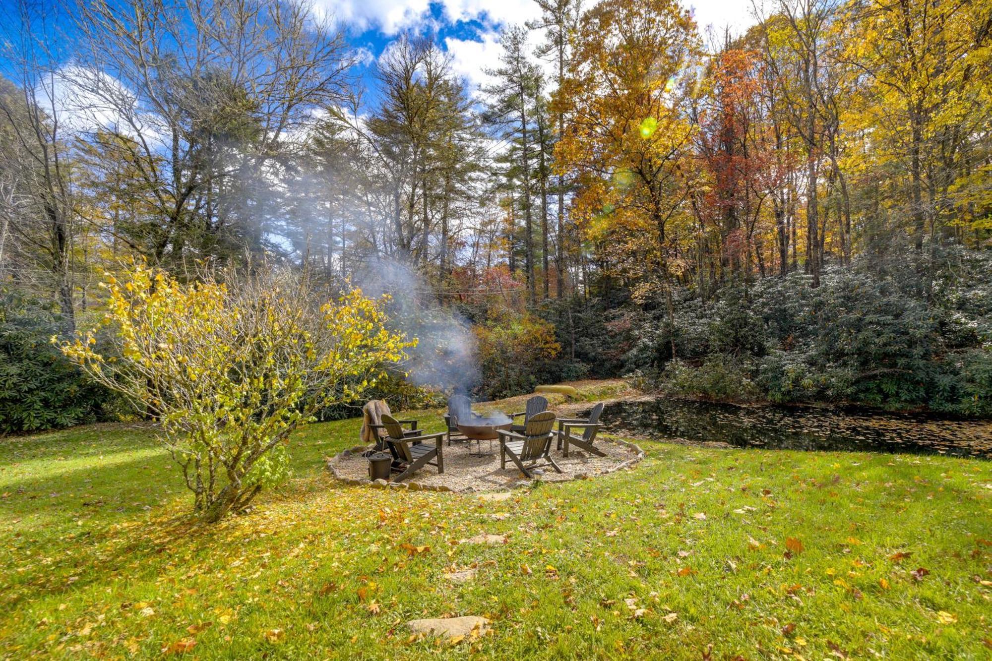 Enchanting Highlands Cottage With Pond And Falls! المظهر الخارجي الصورة